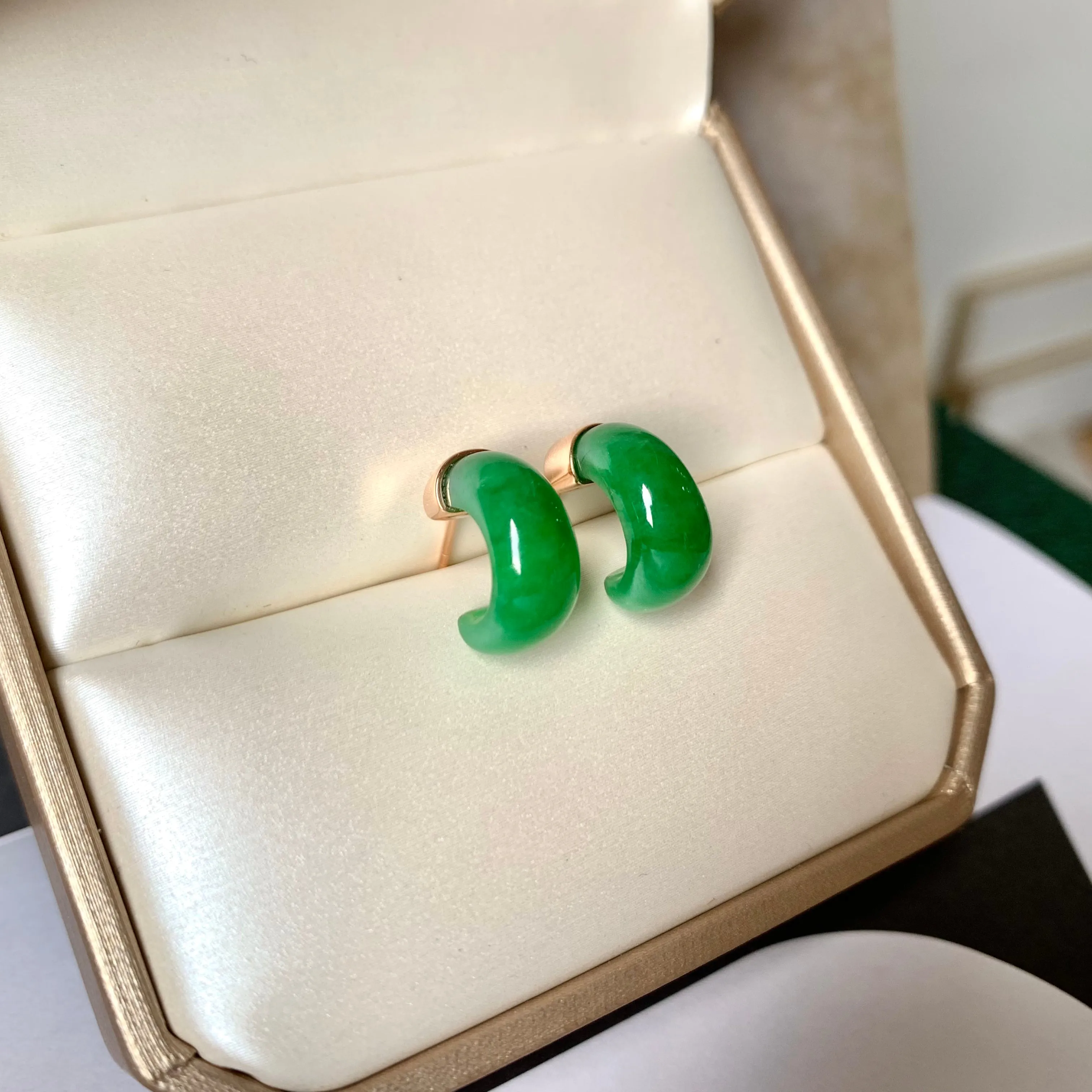 A-Grade Natural Imperial Green Jadeite Cloop Earring Studs No.180808