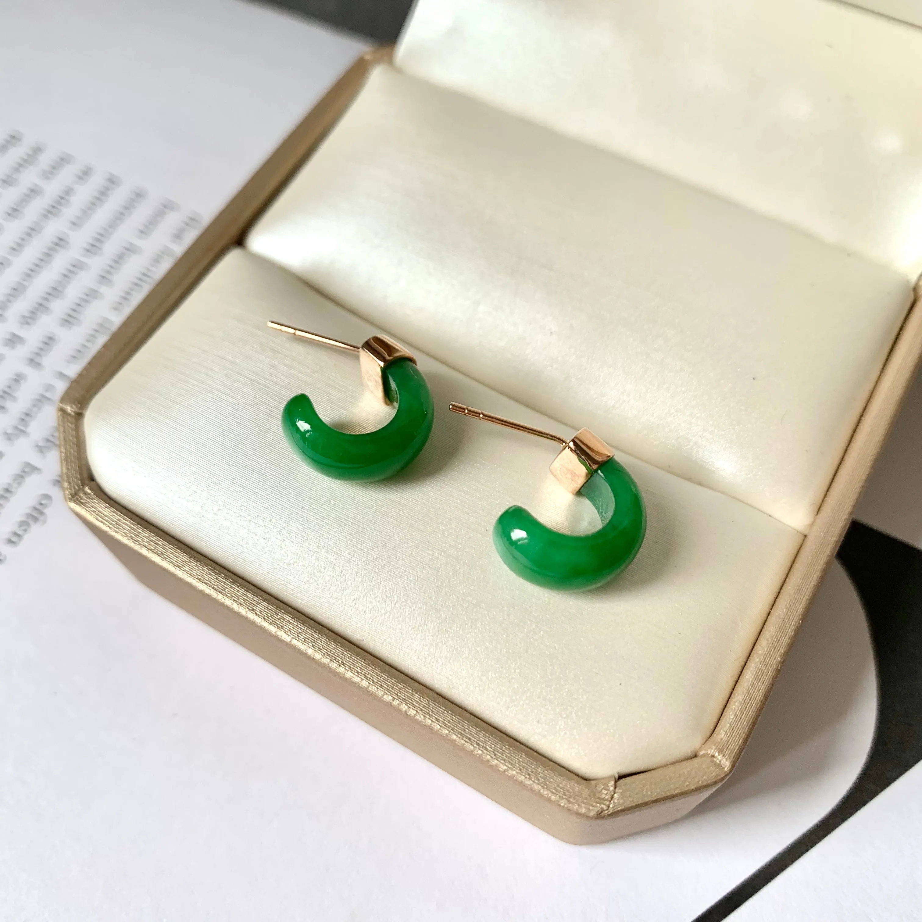 A-Grade Natural Imperial Green Jadeite Cloop Earring Studs No.180808