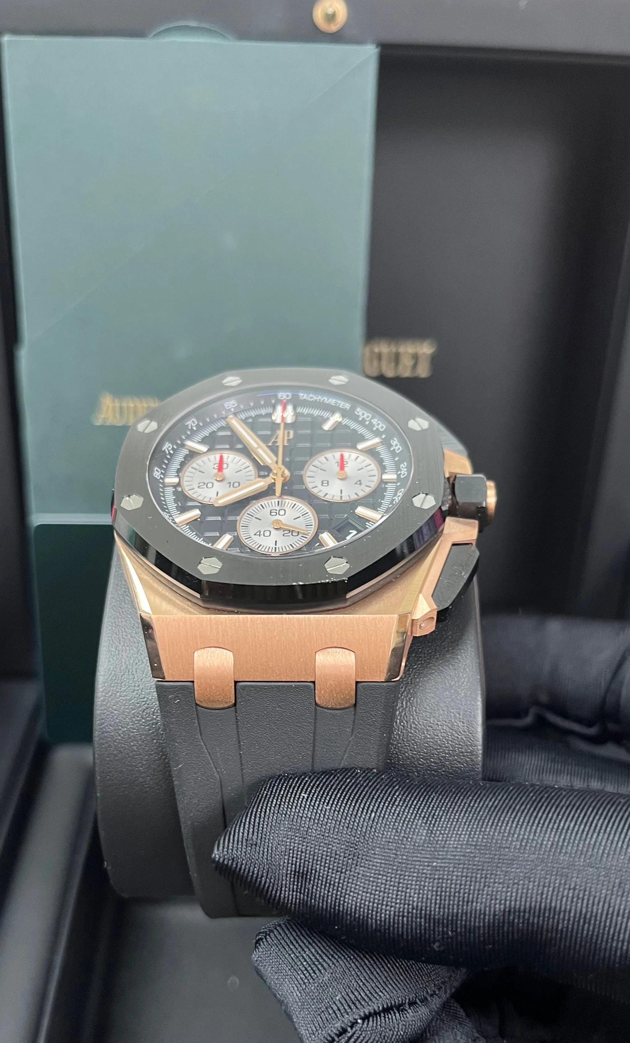 Audemars Piguet Royal Oak Offshore Selfwinding Chronograph (Ref # 26420RO.OO.A002CA.01)