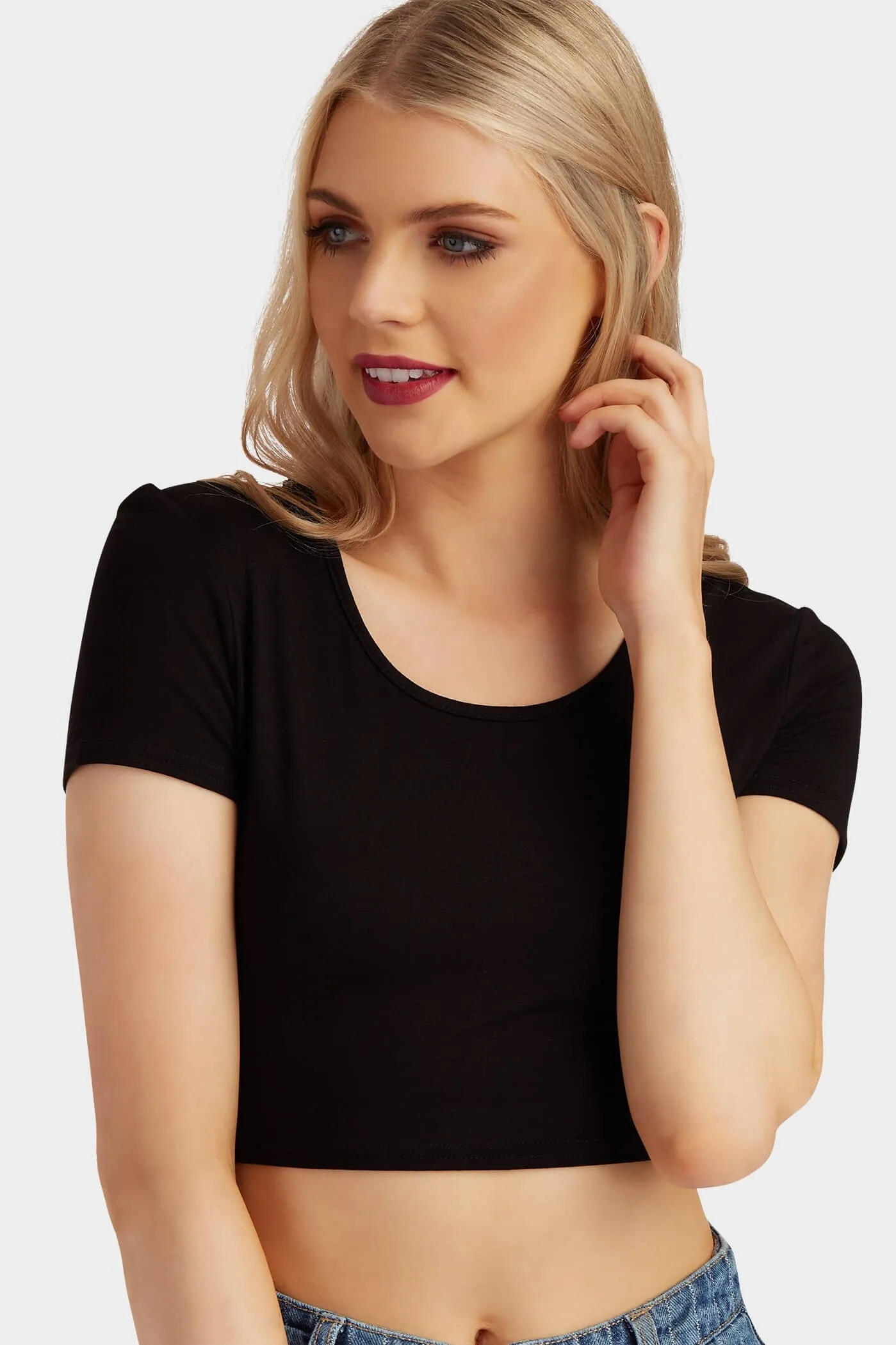 Black Basic Crop Top