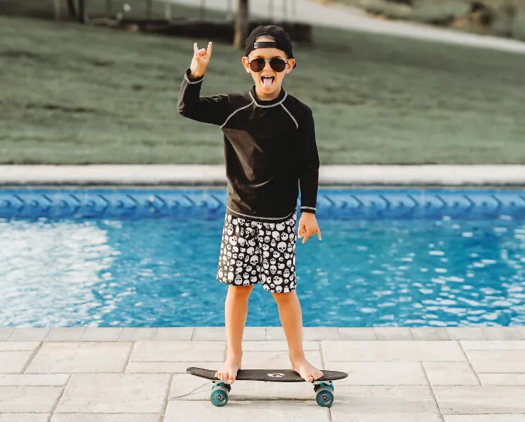 Boys UPF 50  Long Sleeve Rashguard | Black