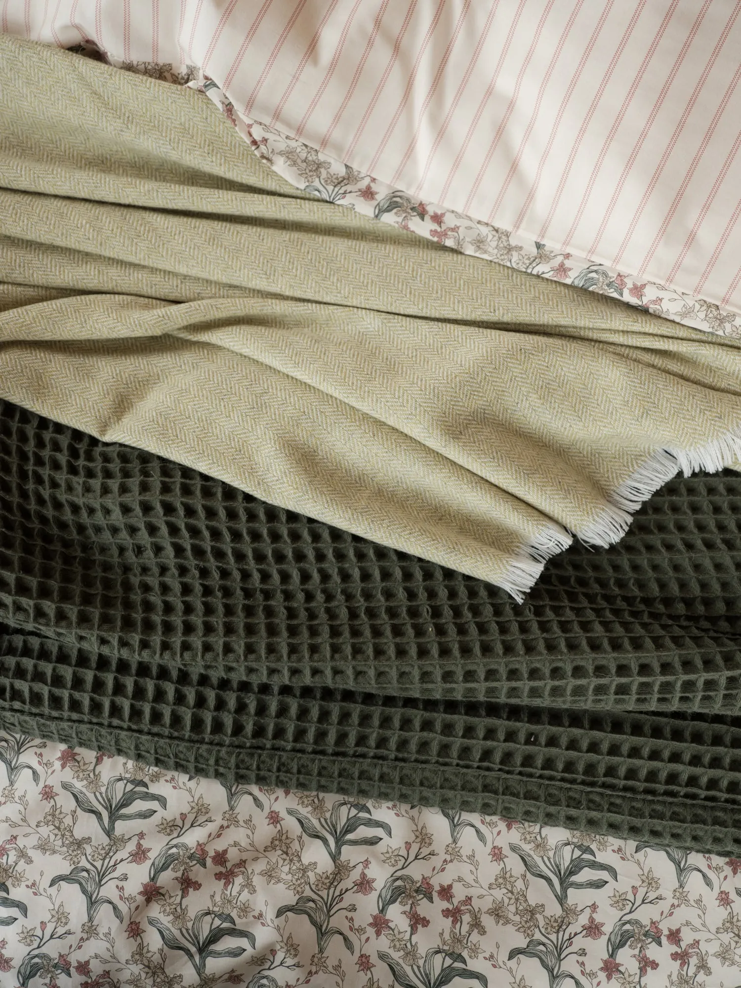 Foxford Green Honeycomb Throw