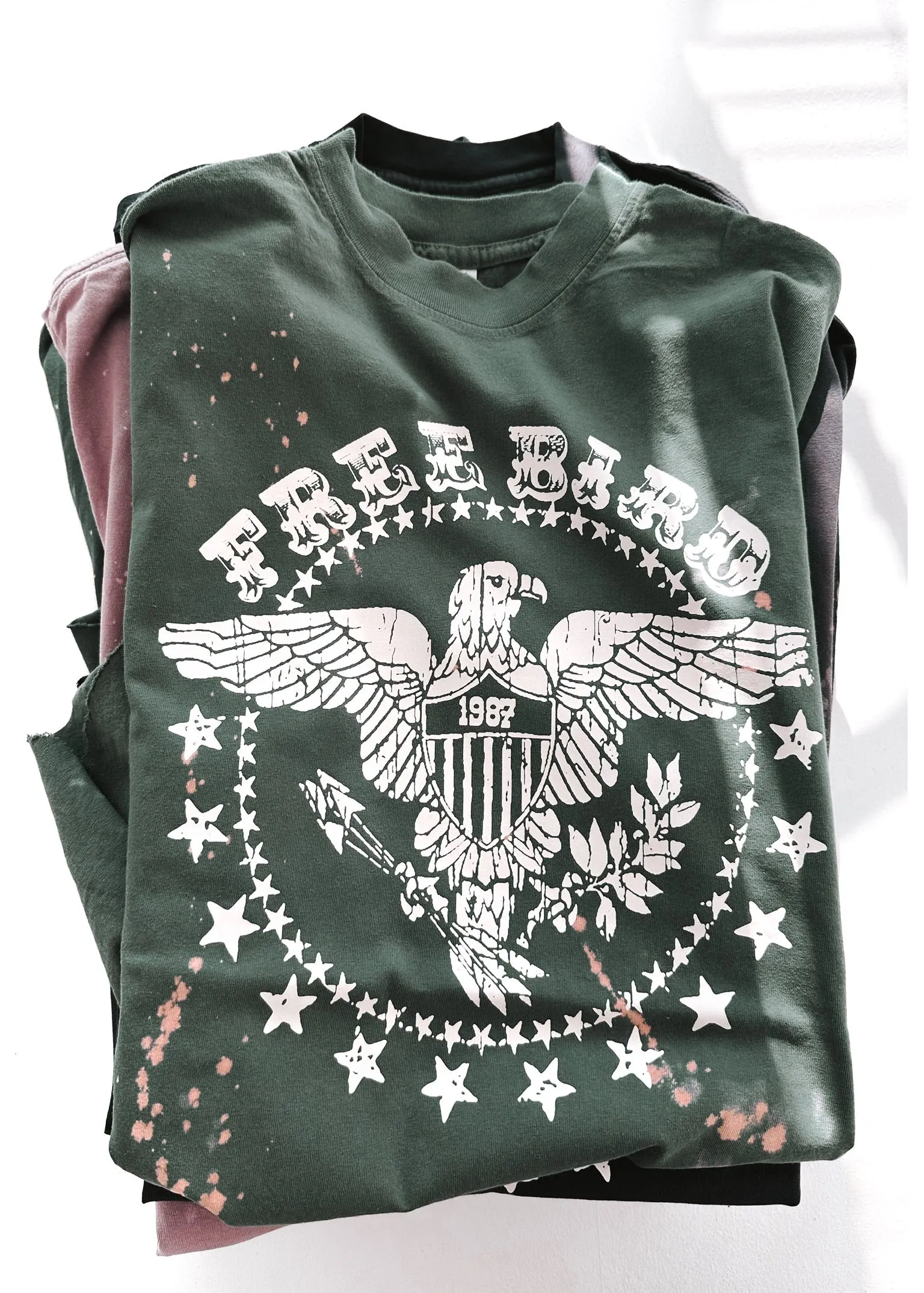 FREE BIRD BLEACHED OUT SIDE SLIT TEE