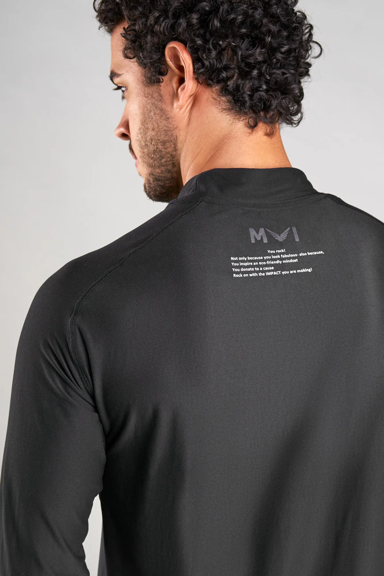 J004MI Recycled Polyester High Neck Sport Top