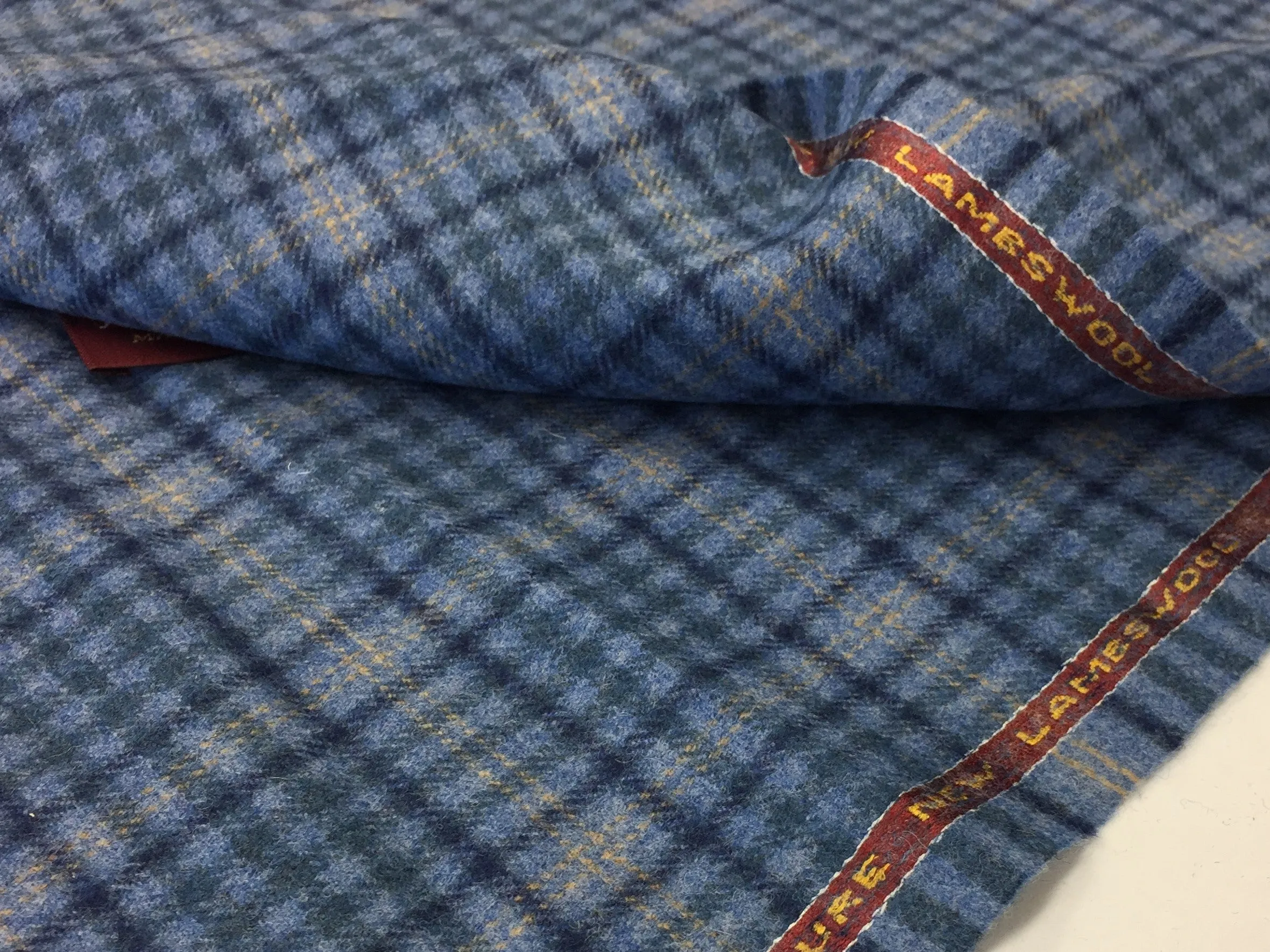 Light Blue with check 100% Pure New Lambswool Jacketing