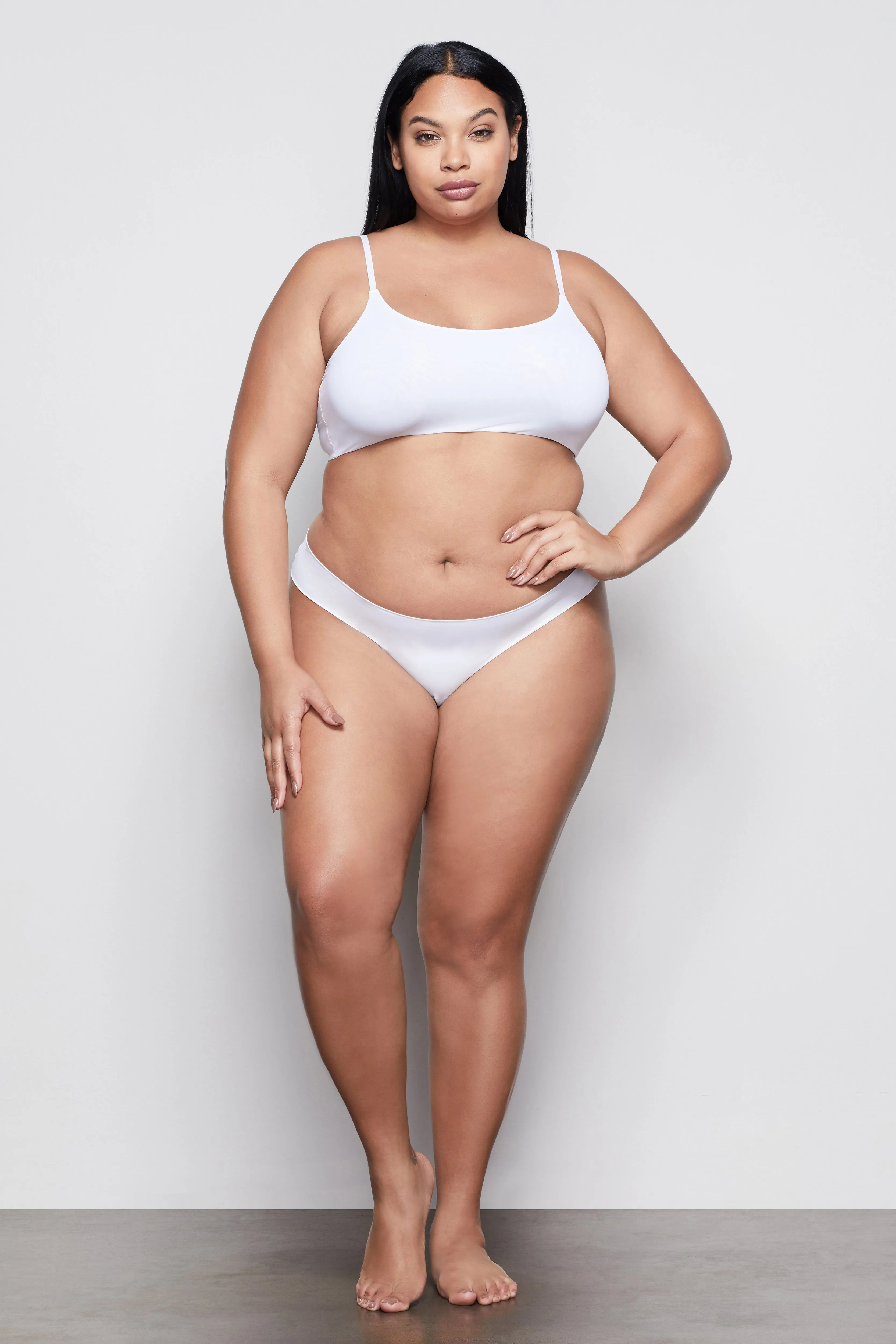 LOW IMPACT SEAMLESS BRALETTE | WHITE001