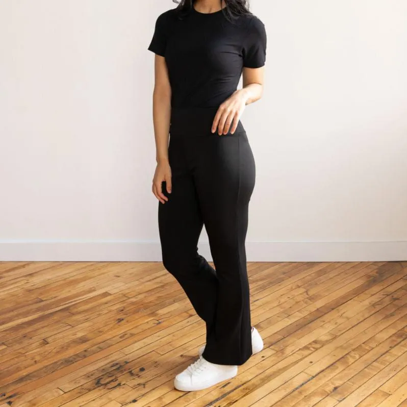 The BeyondSoft Flare Legging