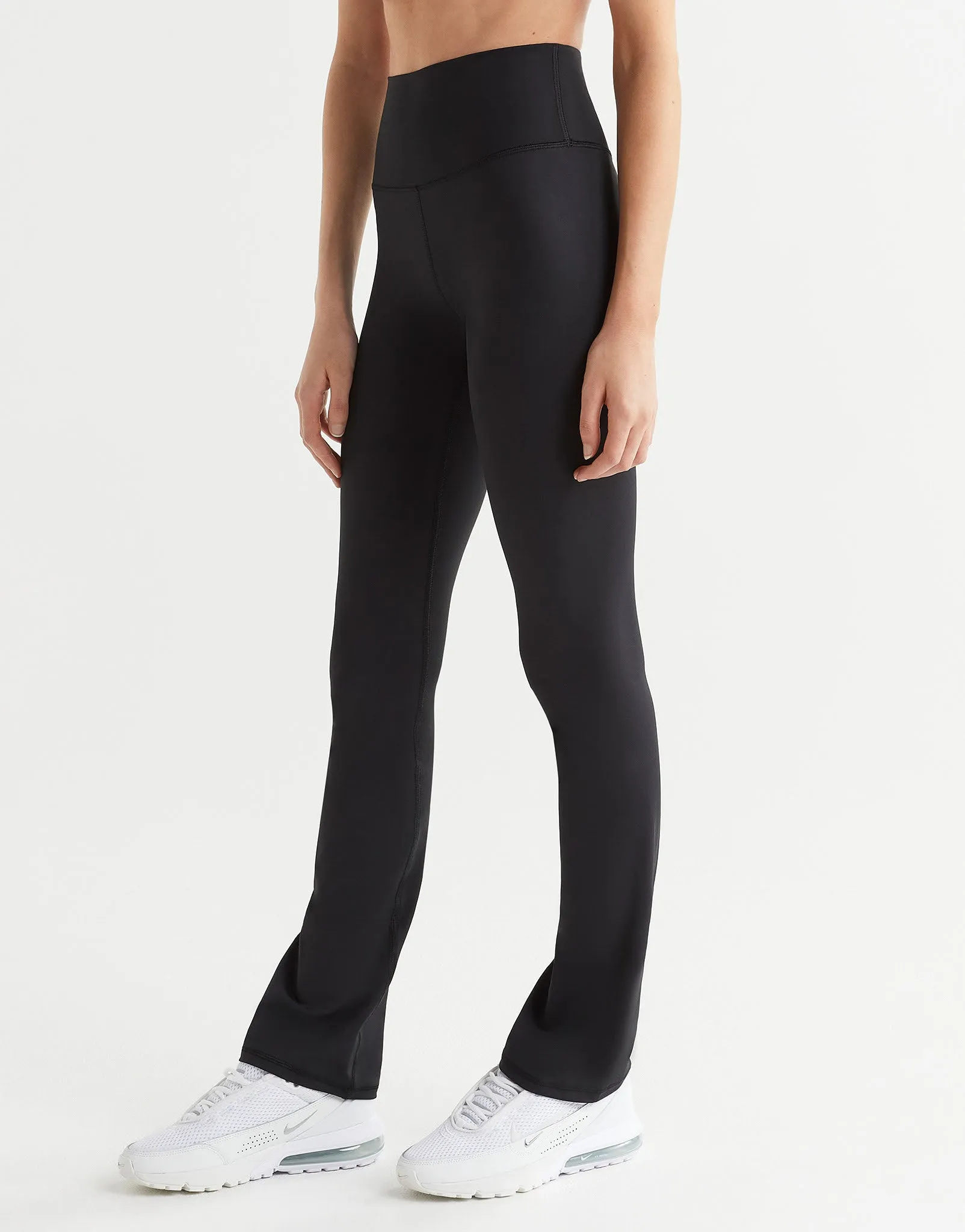 ZARRA Bootcut Legging Fit - Black